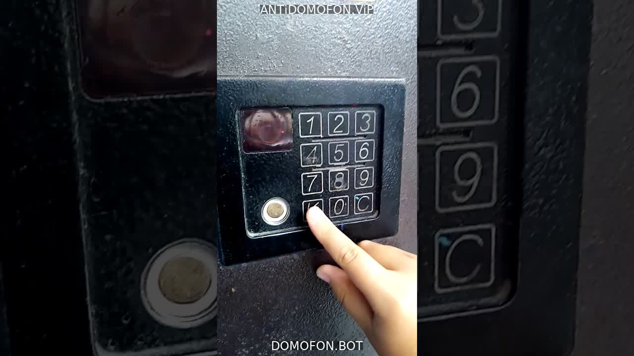 Открытый подъезд Брянск